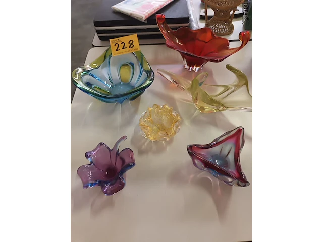 Lot 228 - murano schalen. 6 stuks - afbeelding 1 van  5