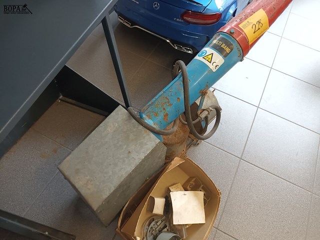 Lot 228 - vogel afschrik kanon - afbeelding 2 van  3