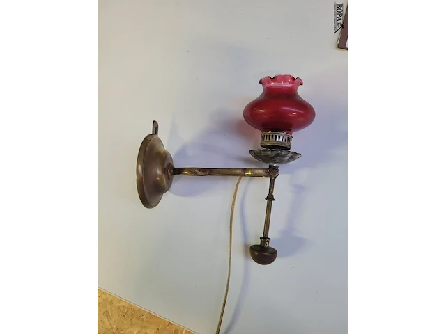 Lot 229 - bronzen scheepslamp - afbeelding 1 van  4