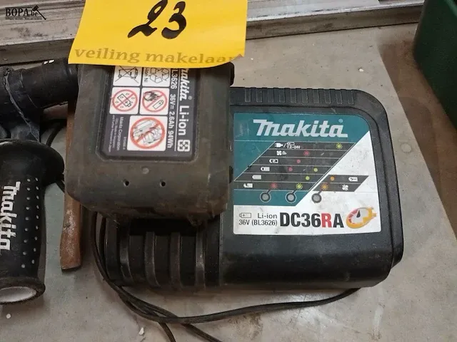 Lot 23 - accu klopboormachine makita - afbeelding 3 van  5