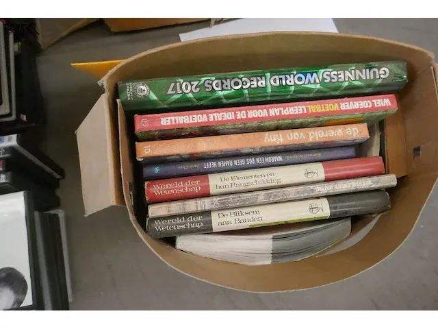 Lot 23 - diverse dvd's - afbeelding 4 van  5