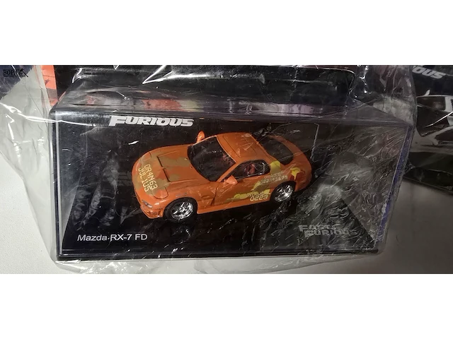 Lot 23 - fast en furieus collectie nieuw in verpakking 3 stuks - afbeelding 4 van  4