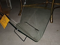 Lot 23 - glazen lectuurhouder