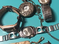 Lot 23 - lot juwelen en horloges - afbeelding 2 van  7