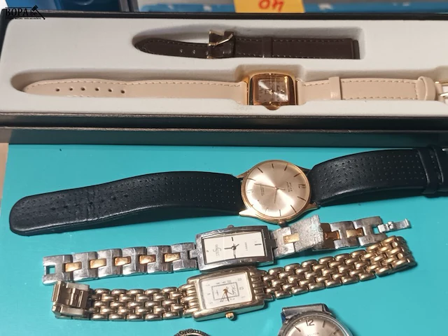 Lot 23 - lot juwelen en horloges - afbeelding 3 van  7