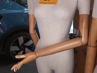 Lot 23 - mannequin pop - afbeelding 3 van  3