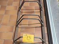 Lot 23 - metalen fietsrek - afbeelding 1 van  2