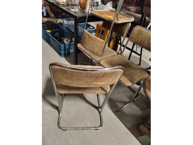 Lot 23 - retro stoelen. 4 stuks - afbeelding 3 van  3