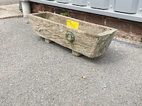 Lot 23 - vintage bloembak beton - afbeelding 2 van  5