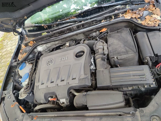 Lot 23 - volkswagen jetta schadewagen (2011-chass.wvwzzz16zcm031549) - afbeelding 6 van  20
