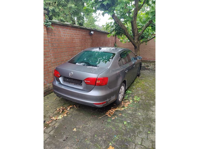 Lot 23 - volkswagen jetta schadewagen (2011-chass.wvwzzz16zcm031549) - afbeelding 12 van  20