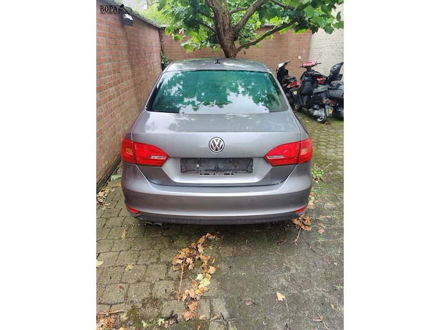 Lot 23 - volkswagen jetta schadewagen (2011-chass.wvwzzz16zcm031549) - afbeelding 15 van  20