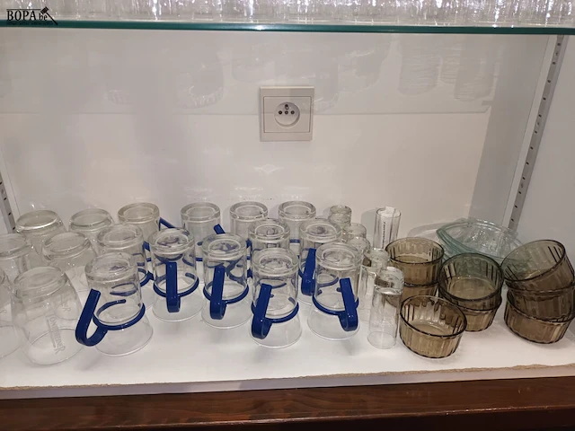 Lot 230 - lot glazen - afbeelding 4 van  4