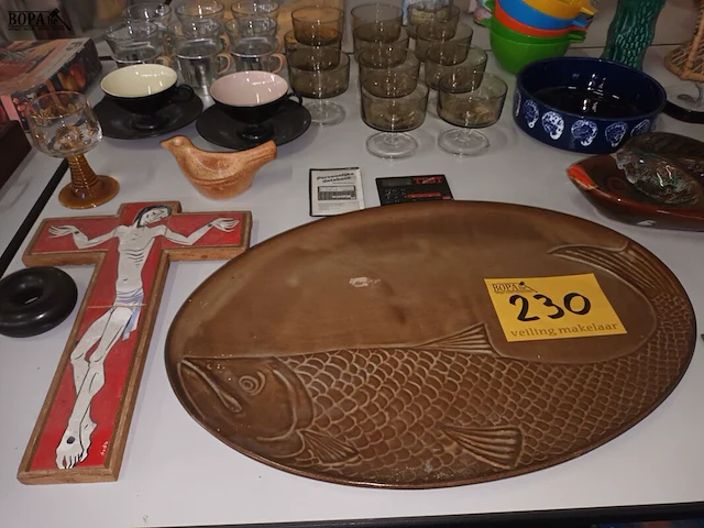 Lot 230 - retro en vintage. 52 stuks - afbeelding 3 van  5
