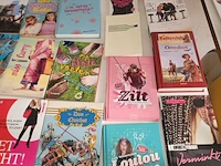Lot 232 - partij boeken 29 ex. - afbeelding 3 van  3