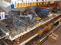 Lot 234 - gondella wandrek - afbeelding 2 van  4