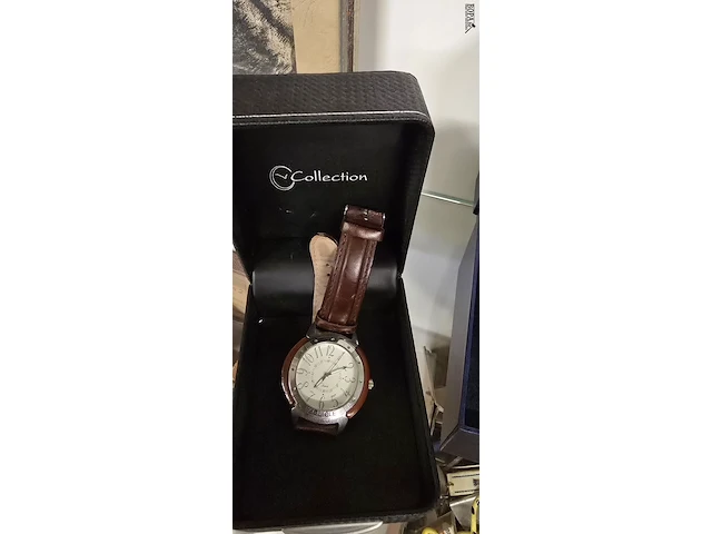 Lot 234 - polshorloges, smartwatch, baneefit, festina en laquiole - afbeelding 5 van  5