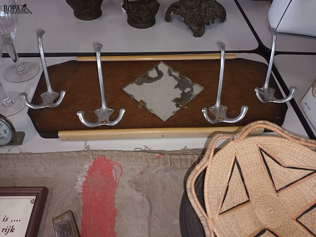 Lot 236 - brocante. 55 stuks - afbeelding 4 van  4