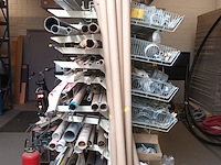 Lot 236 - dubbelzijdig gondella rek - afbeelding 1 van  4