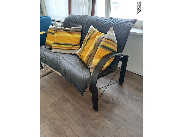Lot 236 - lederen 2-zit sofa - afbeelding 2 van  2