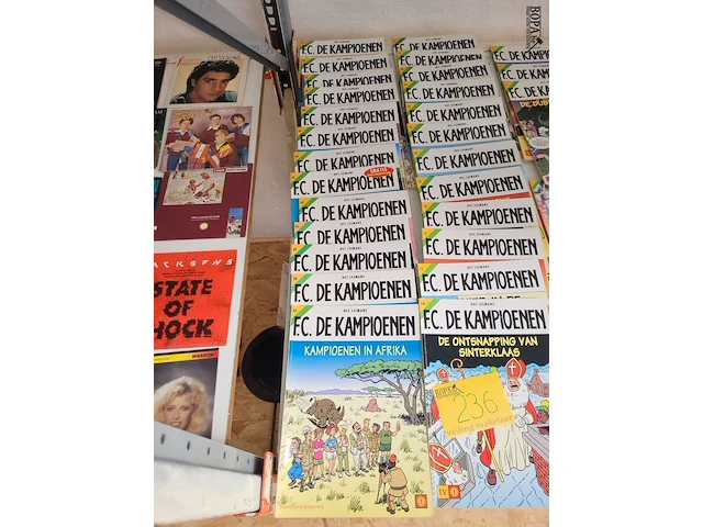 Lot 236 - partij strips fc de kampioenen 30 ex. - afbeelding 2 van  3