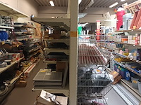 Lot 237 - dubbelzijdig gondella rek - afbeelding 1 van  3