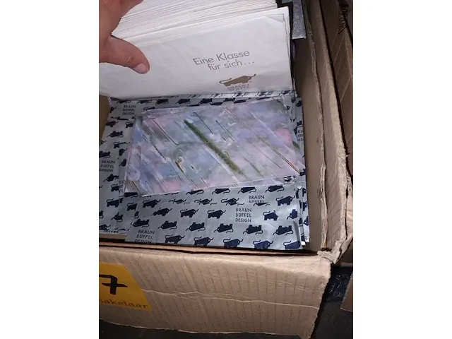 Lot 237 - verpakkingszakjes. 4 dozen - afbeelding 4 van  5