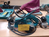 Lot 238 - bandschuurmachine makita - afbeelding 1 van  3