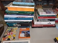 Lot 238 - boeken. 75 stuks - afbeelding 2 van  5