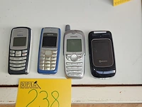 Lot 238 - oude gsm's 4 ex. - afbeelding 1 van  2