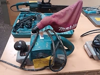 Lot 239 - bandschuurmachine makita - afbeelding 3 van  3
