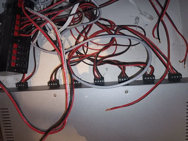 Lot 24 - artsound boxen met volumeregelaar. 9 stuks - afbeelding 6 van  7