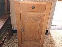 Lot 24 - bijzetkastje - afbeelding 2 van  4