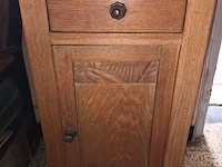 Lot 24 - bijzetkastje - afbeelding 3 van  4