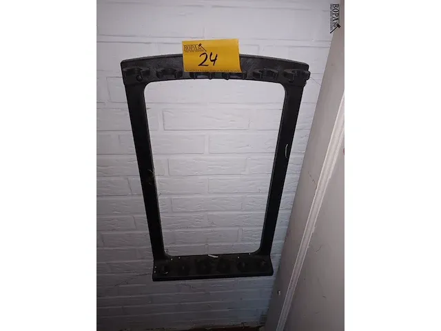 Lot 24 - biljartkeu rekje - afbeelding 1 van  2