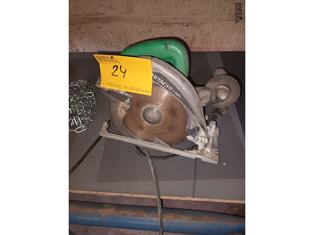Lot 24 - cirkelzaag hitachi - afbeelding 1 van  3