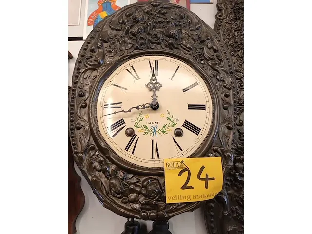 Lot 24 - comtoise klok - afbeelding 2 van  4