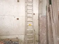 Lot 24 - houten ladder 2 x 16 sporten - afbeelding 1 van  3