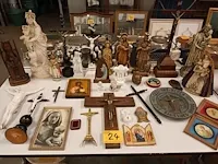 Lot 24 - lot devotie. 34 stuks - afbeelding 1 van  7