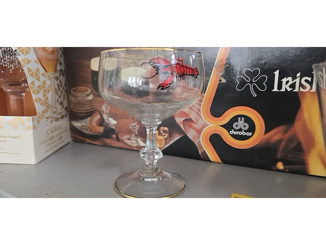 Lot 24 - lot speciale glazen ong 14 stuks - afbeelding 3 van  7