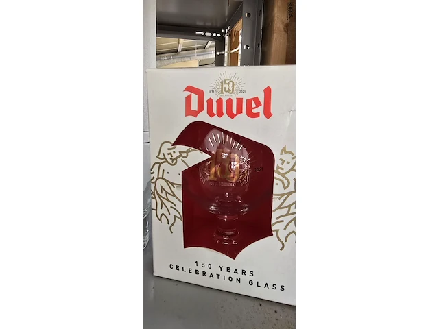 Lot 24 - lot speciale glazen ong 14 stuks - afbeelding 5 van  7