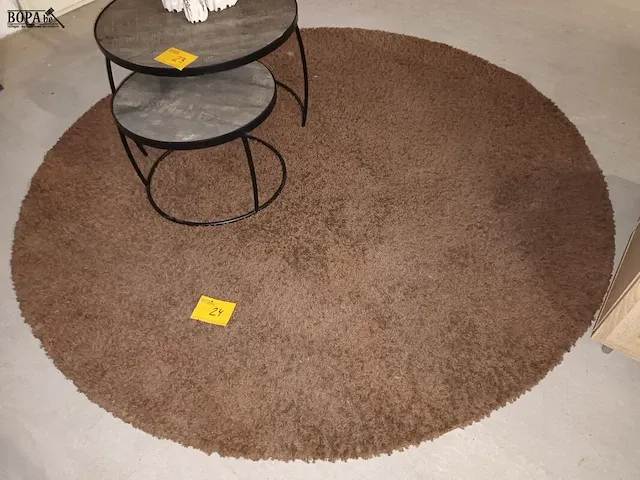 Lot 24 - rond vloertapijt - afbeelding 1 van  3