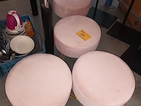 Lot 24 - roze krukjes. 4 stuks - afbeelding 1 van  4