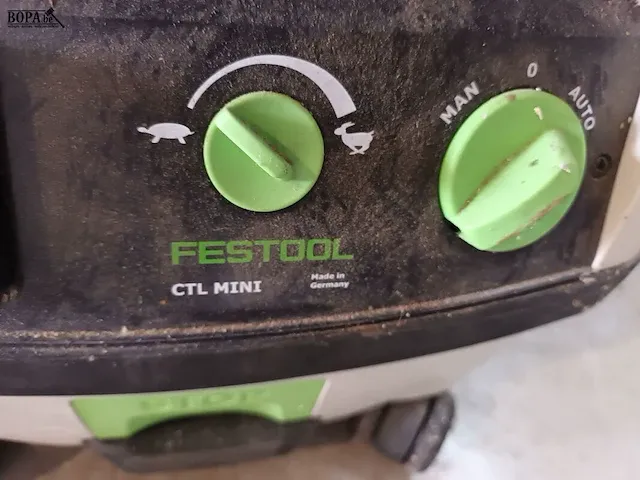 Lot 24 - stofzuiger festool - afbeelding 4 van  4