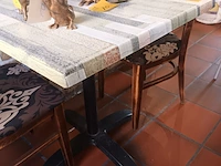 Lot 24 - terrastafel. 2 stuks - afbeelding 1 van  5