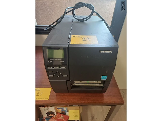 Lot 24 - toshiba barcode labelprinter - afbeelding 1 van  5