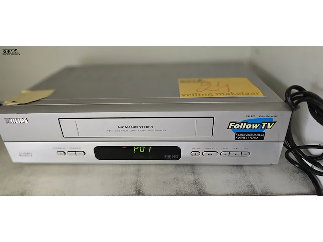 Lot 24 - video recorder phillips vr550 - afbeelding 1 van  3