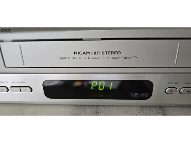 Lot 24 - video recorder phillips vr550 - afbeelding 2 van  3