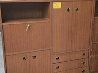 Lot 24 - vintage kast - afbeelding 1 van  5