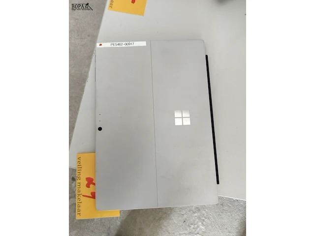 Lot 24 - windows tablet - afbeelding 2 van  2